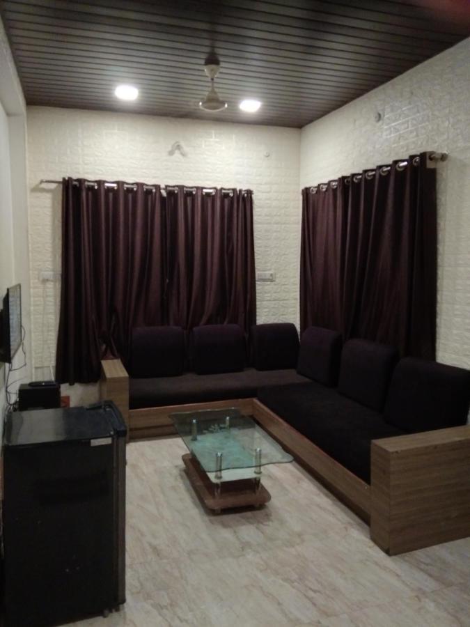 White Smoke Villa 이가트푸리 외부 사진